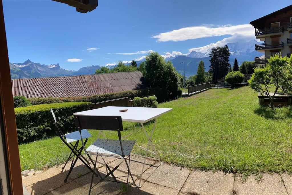 La Marmotte: Vue Mont Blanc, Terrasse, Parking Apartman Combloux Kültér fotó